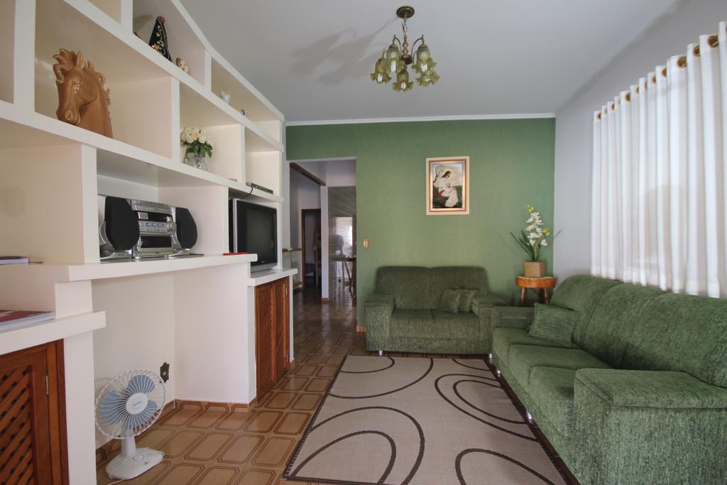 Casa Temporada Gratao 06 Min Dos Parques Thermas Olímpia 外观 照片